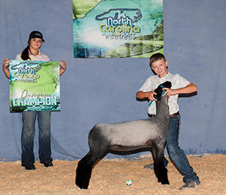 Champion Natural Ewe North Carolina Sheep & Goat Roundup Champion Natural Ewe North Carolina Sheep & Goat Roundup